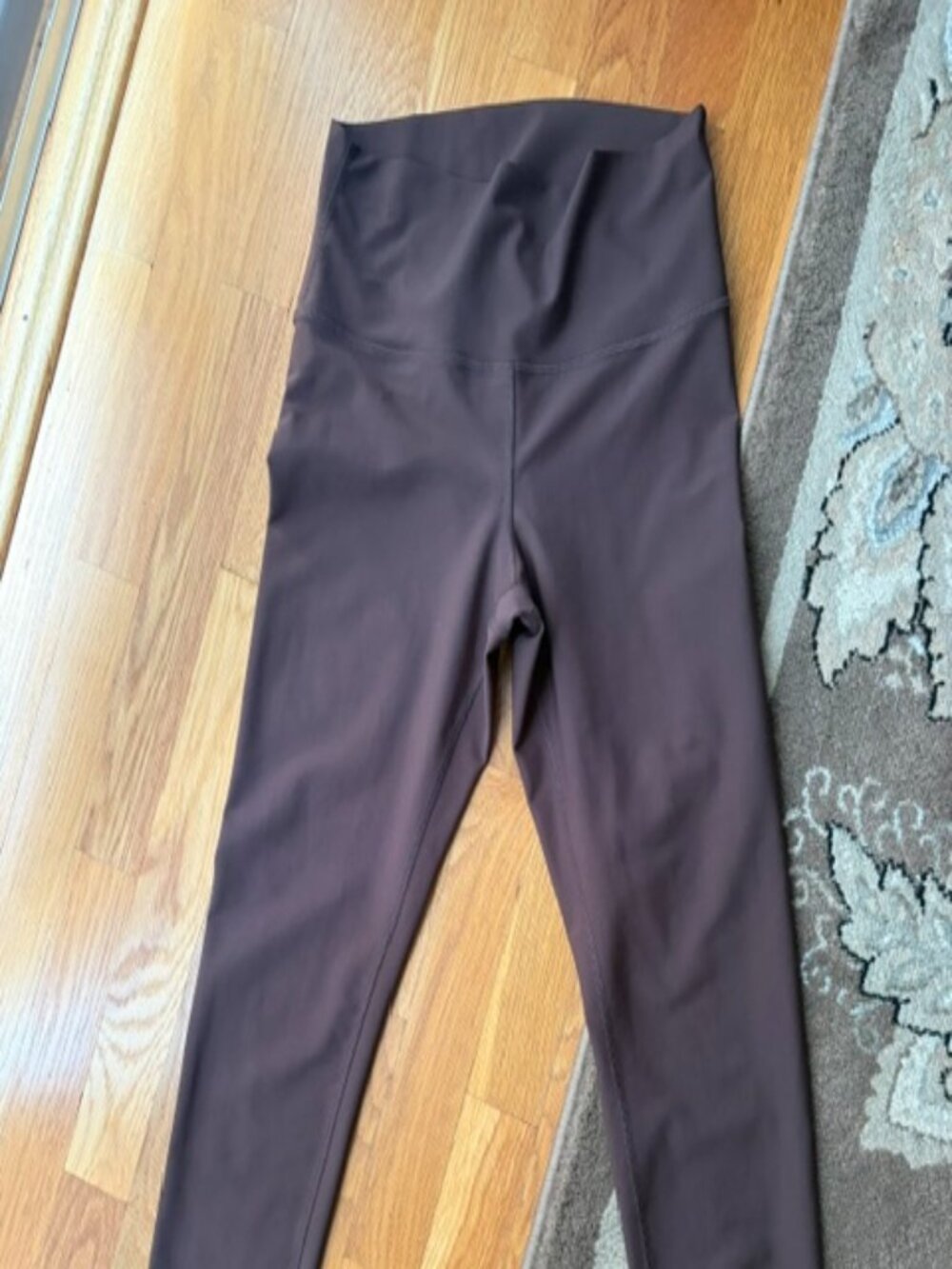 Set of 4 Old Navy Powersoft Active Leggings - Picture 2 of 7